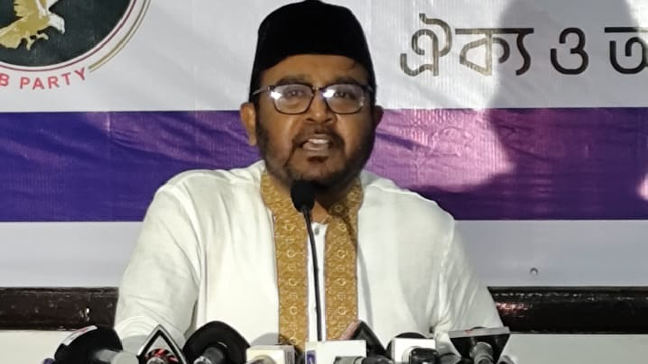 ৪৮ ঘণ্টার মধ্যে আওয়ামী লীগ নিষিদ্ধ করতে হবে : মঞ্জু