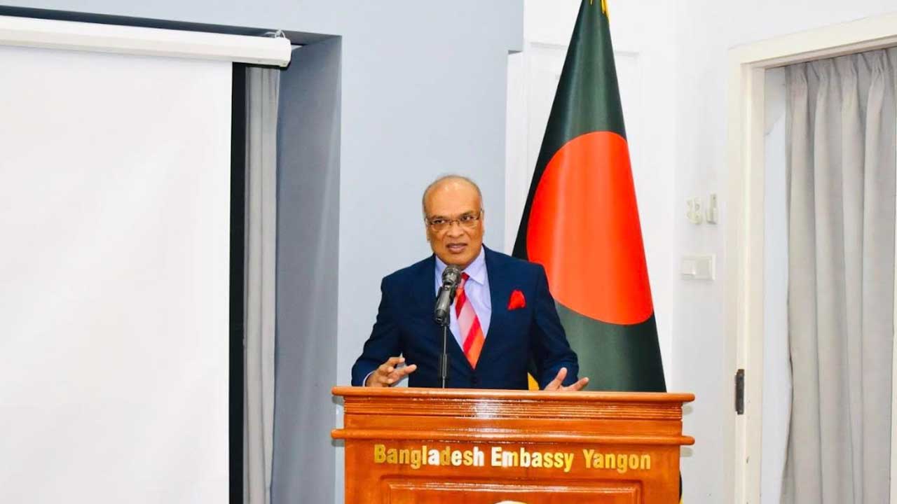 করিডর ‘বিতর্কের’ মধ্যে মিয়ানমার থেকে দূত ফেরাচ্ছে সরকার