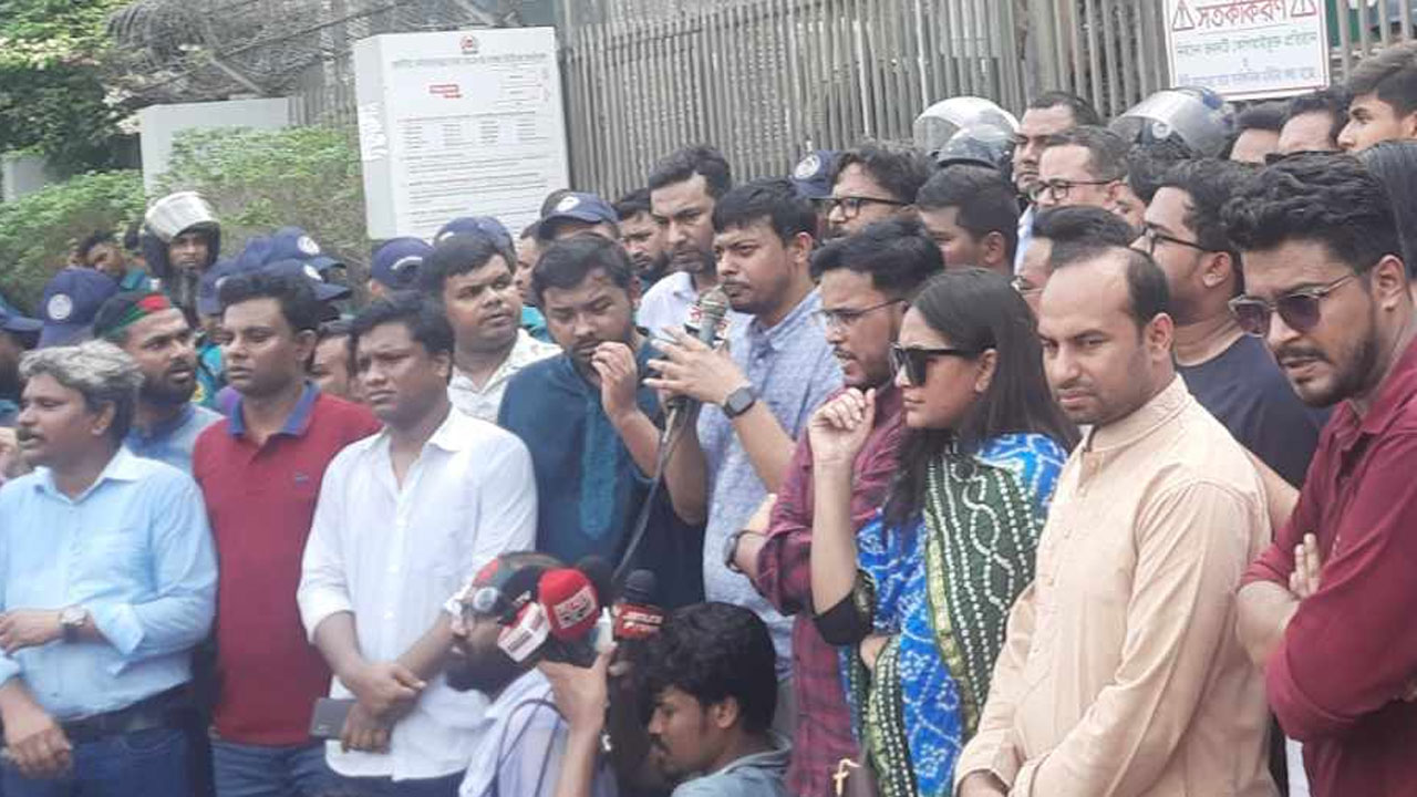 জাতীয় নির্বাচনের আগে স্থানীয় সরকার নির্বাচন হবে : নাসীরুদ্দীন পাটওয়ারী