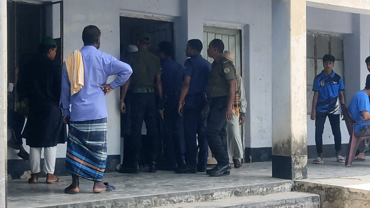 নাটোরে ছাত্রদলের দুই গ্রুপের সংঘর্ষ, আহত ৫