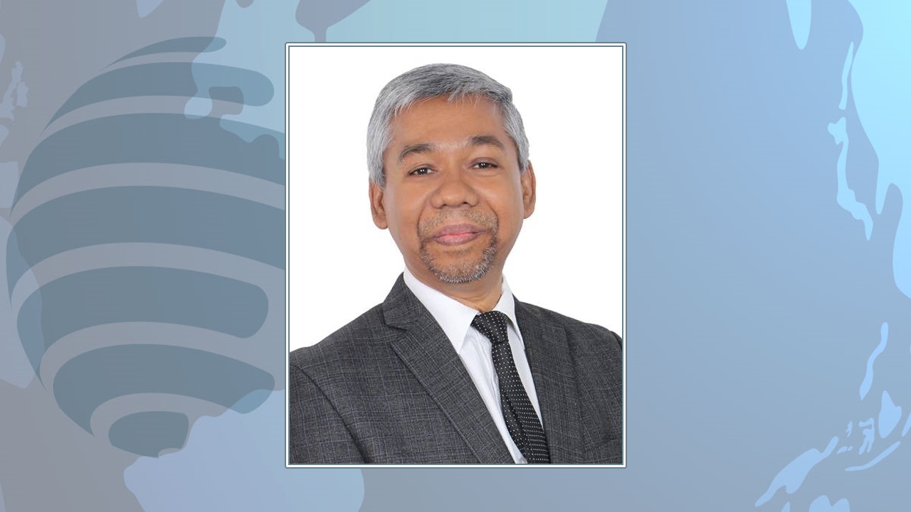 এনবিআর চেয়ারম্যানকে অবাঞ্ছিত ঘোষণা