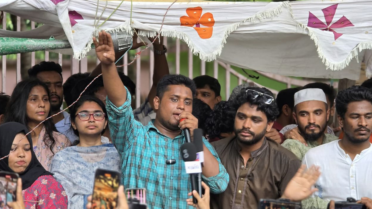 এনসিপির যোগ্য নেতৃত্ব না থাকলে ভোট দেওয়ার প্রয়োজন নেই : হাসনাত