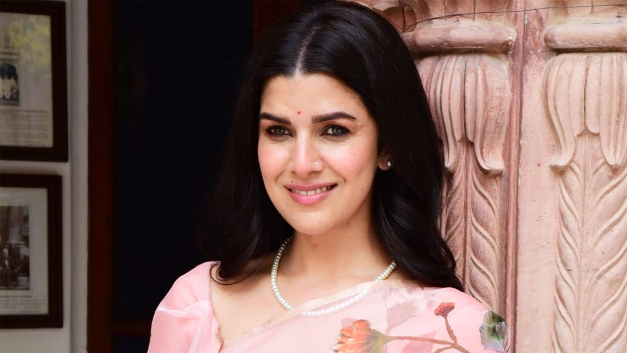 ছুটি কাটাতে গিয়ে কাশ্মিরে খুন হন অভিনেত্রীর বাবা