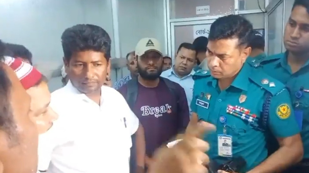 বয়স জটিলতায় আবেদন বঞ্চিত, এনটিআরসিএতে ১৭তম নিবন্ধনধারীরা