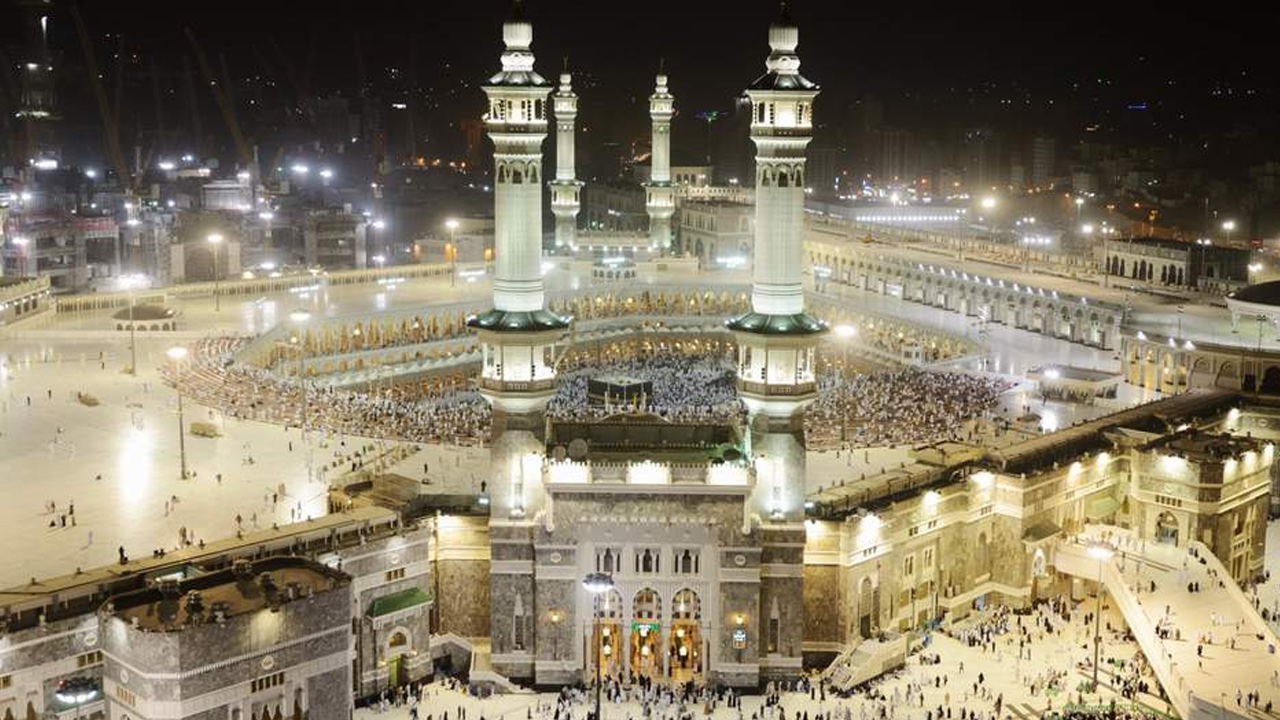 হজ কবুলের জন্য ১৩টি উপায় অবলম্বন করতে পারেন