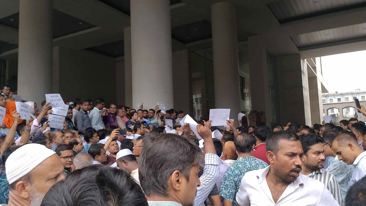 বৃহস্পতিবার থেকে প্রতিদিন এক ঘণ্টা কর্মবিরতি পালনের ঘোষণা