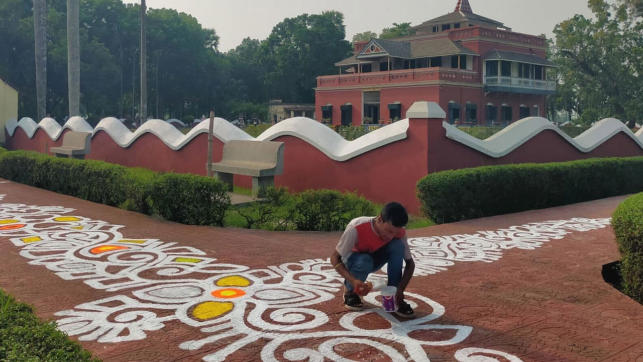 বিশ্বকবির ১৬৪তম জন্মজয়ন্তীর মূল অনুষ্ঠান শিলাইদহের কুঠিবাড়িতে