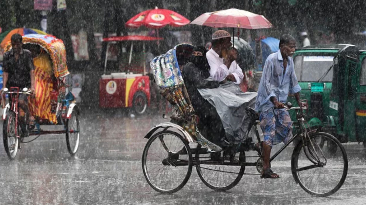 ৬ জেলায় বইছে তাপপ্রবাহ, মাঝারি থেকে ভারী বর্ষণের শঙ্কা
