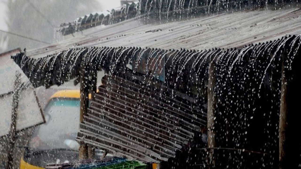 ১৬ জেলায় অতি ভারী বৃষ্টির আভাস
