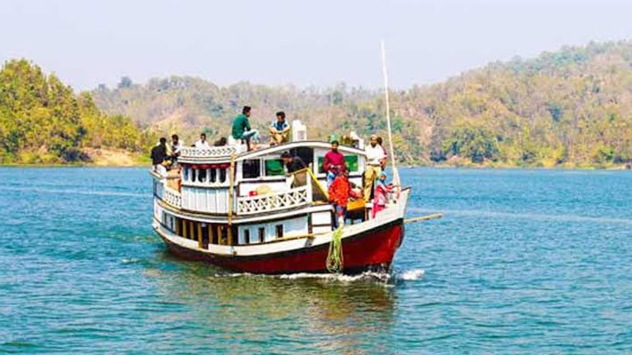 কাপ্তাই হ্রদে নৌযান চলাচলে নিষেধাজ্ঞা
