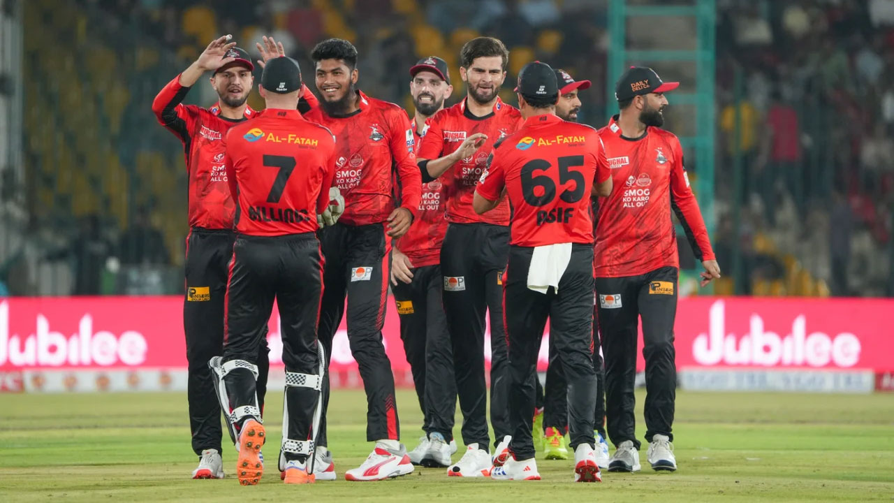 পাকিস্তান থেকে সরিয়ে যেখানে হবে পিএসএল