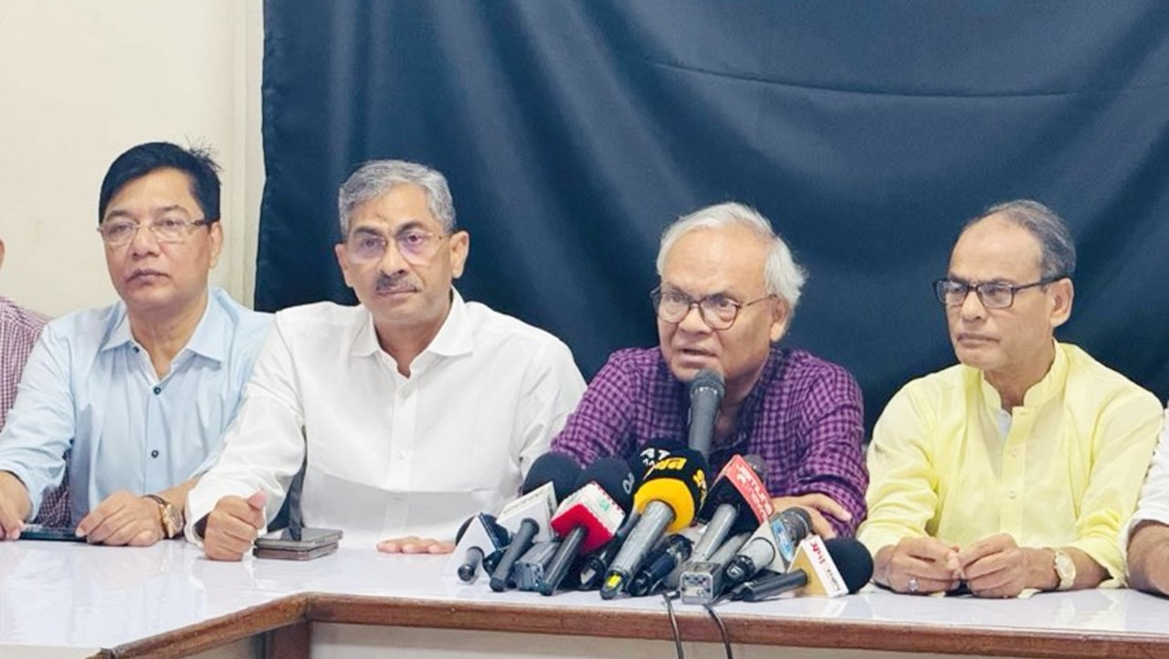 আওয়ামী লীগের কারা বিএনপির সদস্য হতে পারবেন, জানালেন রিজভী