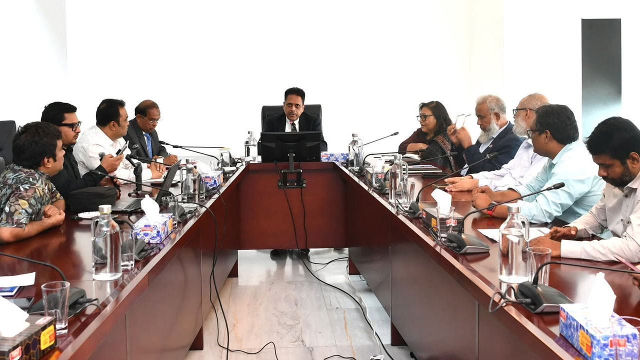 সড়ক পরিবহন মন্ত্রণালয়ে সমন্বয়ের অভাব, প্রতি সপ্তাহে হবে বৈঠক