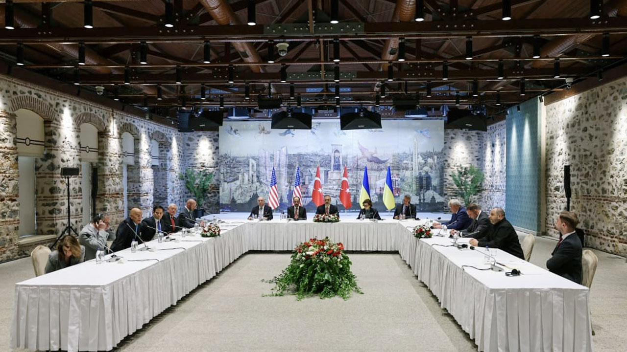 বৃহত্তম বন্দি বিনিময় সমঝোতায় পৌঁছাল রাশিয়া-ইউক্রেন