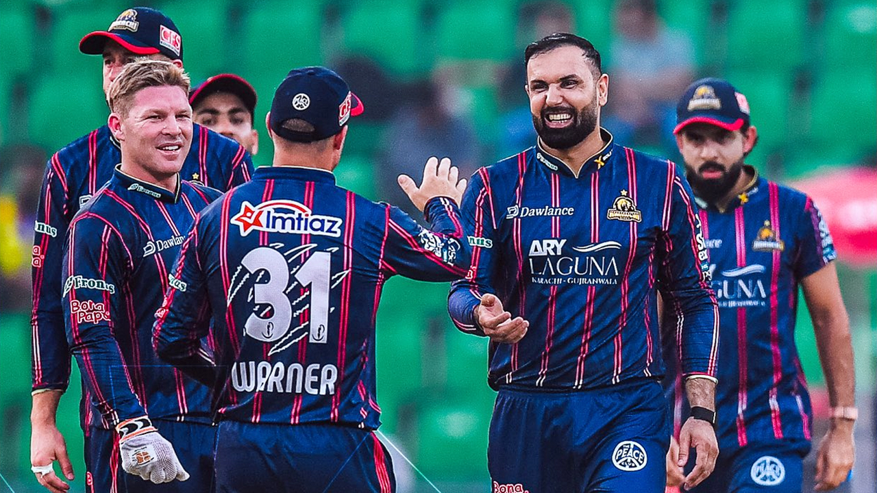 পিএসএল থেকে আরেক বিদেশি ক্রিকেটার নিয়ে আসছে আইপিএল