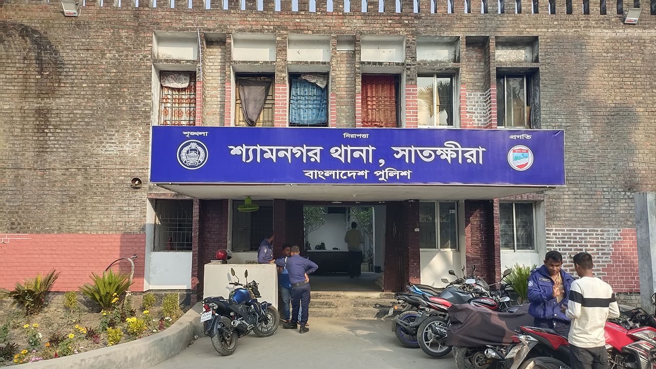 সিলিং ফ্যানে ঝুলছিল বিজিবি সদস্যের মরদেহ