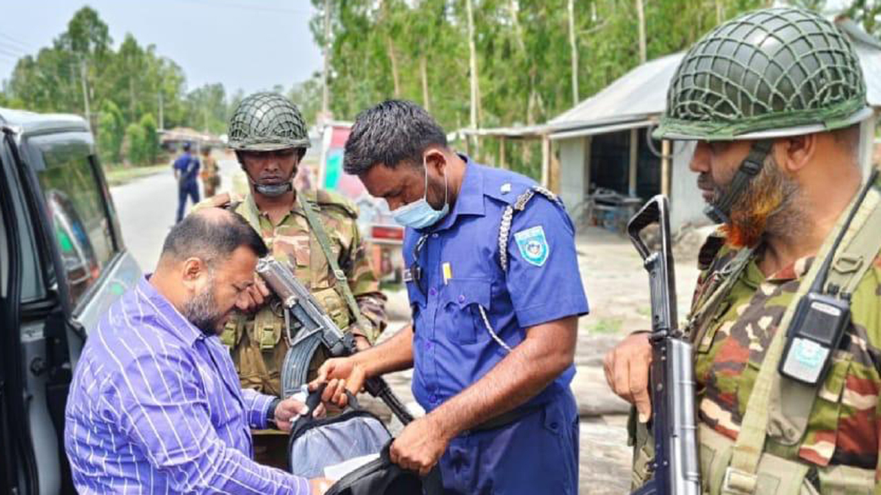 যৌথ বাহিনীর অভিযানে সারা দেশে গ্রেপ্তার ২৫৯