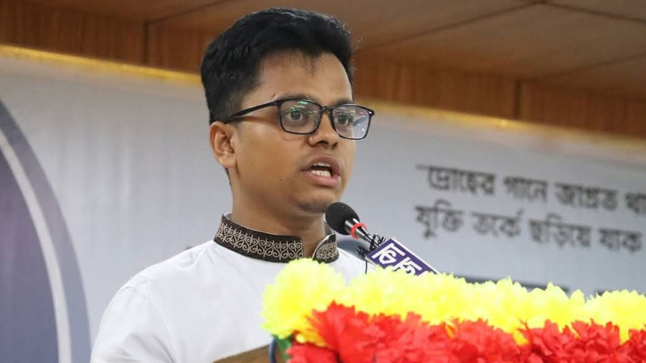 চট্টগ্রামে নারীর ওপর হামলাকারীদের বিচার চান ঢাবি শিবির সভাপতি