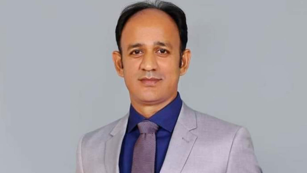 স্ত্রীসহ ব্যারিস্টার সুমনের দেশত্যাগে নিষেধাজ্ঞা