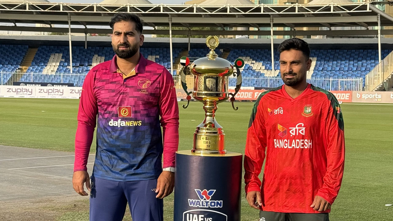 টস হেরে ব্যাটিংয়ে বাংলাদেশ