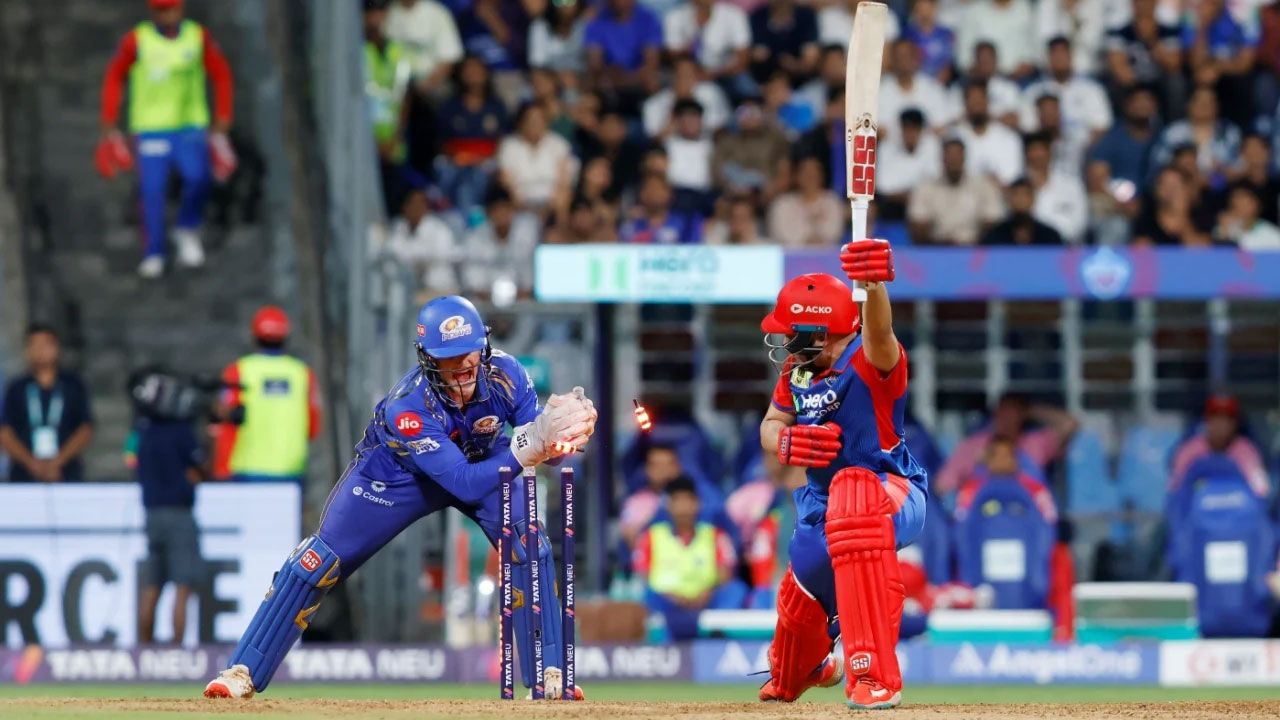 মুস্তাফিজদের ইনিংসে দেখা গেল বিরল এক ‘নো বল’