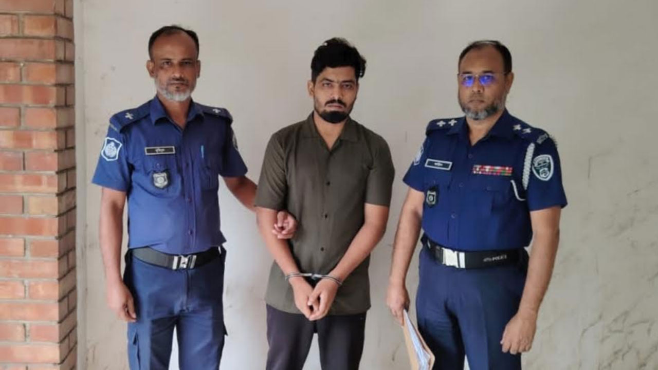 লিবিয়ায় মাফিয়া চক্রের সঙ্গে মিলে বাংলাদেশিদের অপহরণ করতেন রিফাত