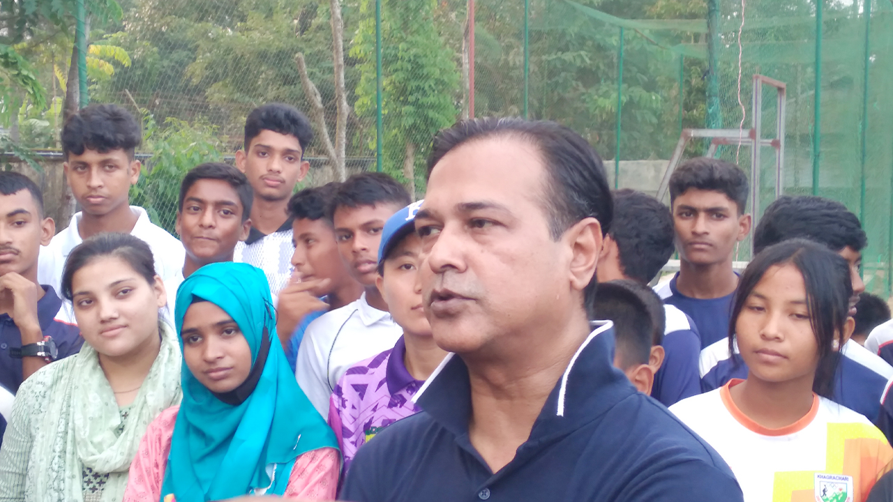 মেয়েদের ক্রিকেটের জন্য বিশেষ পরিকল্পনা নেবে বিসিবি : আসিফ