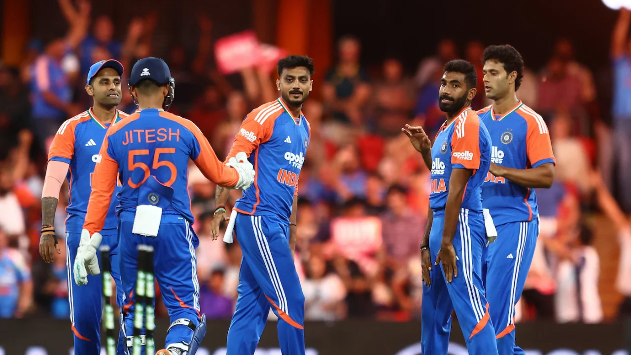 ভারতের ঘূর্ণিজাদুতে কুপোকাত অস্ট্রেলিয়া