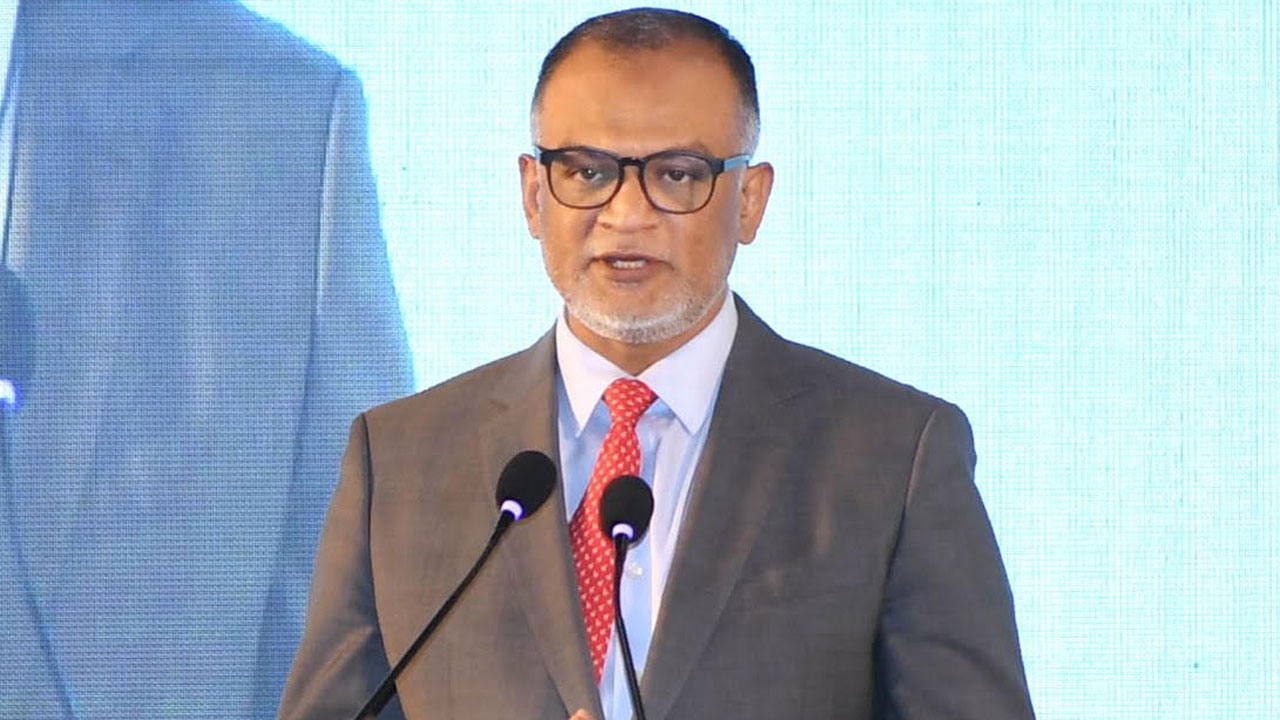 হত্যা মামলায় অব্যাহতি পেলেন বাণিজ্য উপদেষ্টা