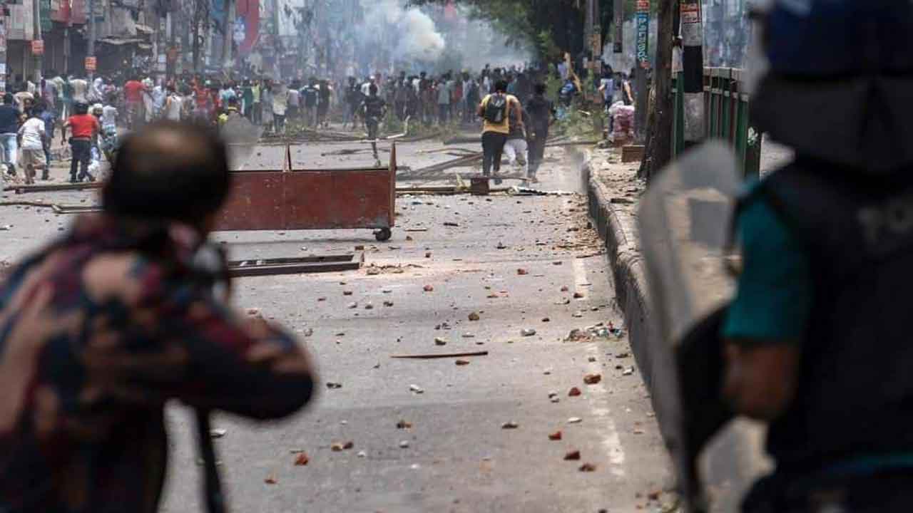 রক্তে ভেজা নাদিমের লাশও নিতে চেয়েছিল পুলিশ