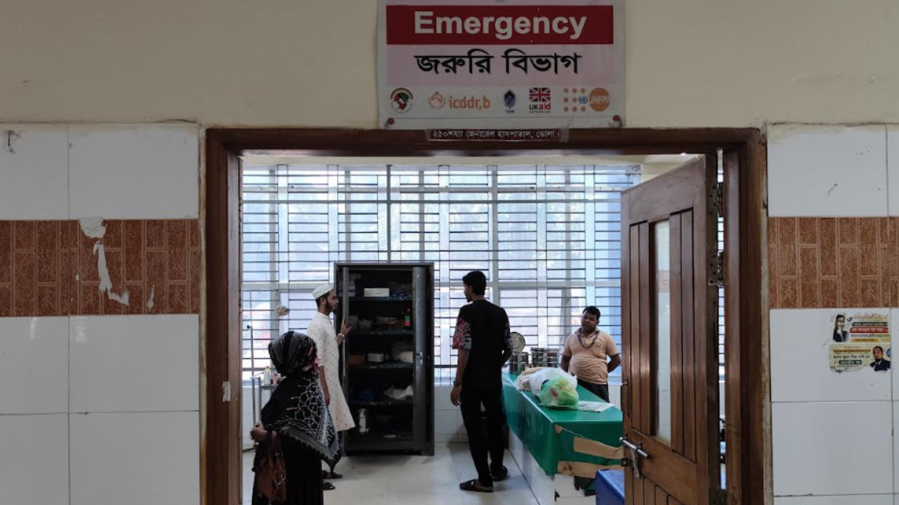 প্রবাসী স্বামীর সঙ্গে অভিমান করে স্ত্রীর আত্মহত্যা