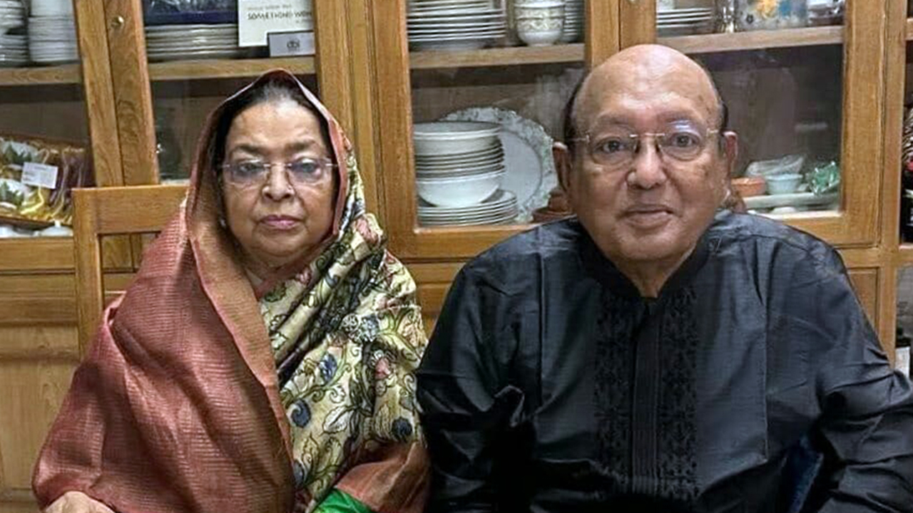 তোফায়েল আহমেদের স্ত্রী মারা গেছেন