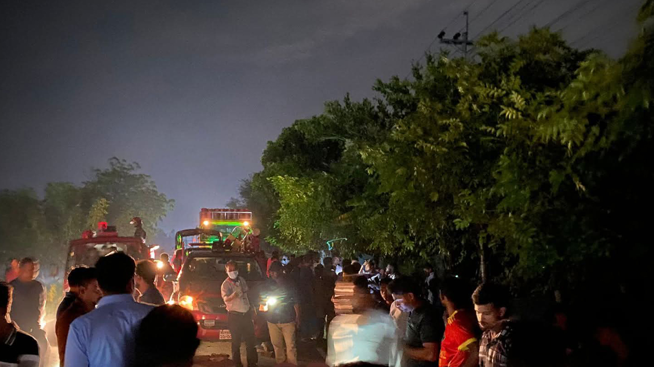 সভা শেষে ফেরার পথে প্রাণ গেল তিন বিএনপি কর্মীর