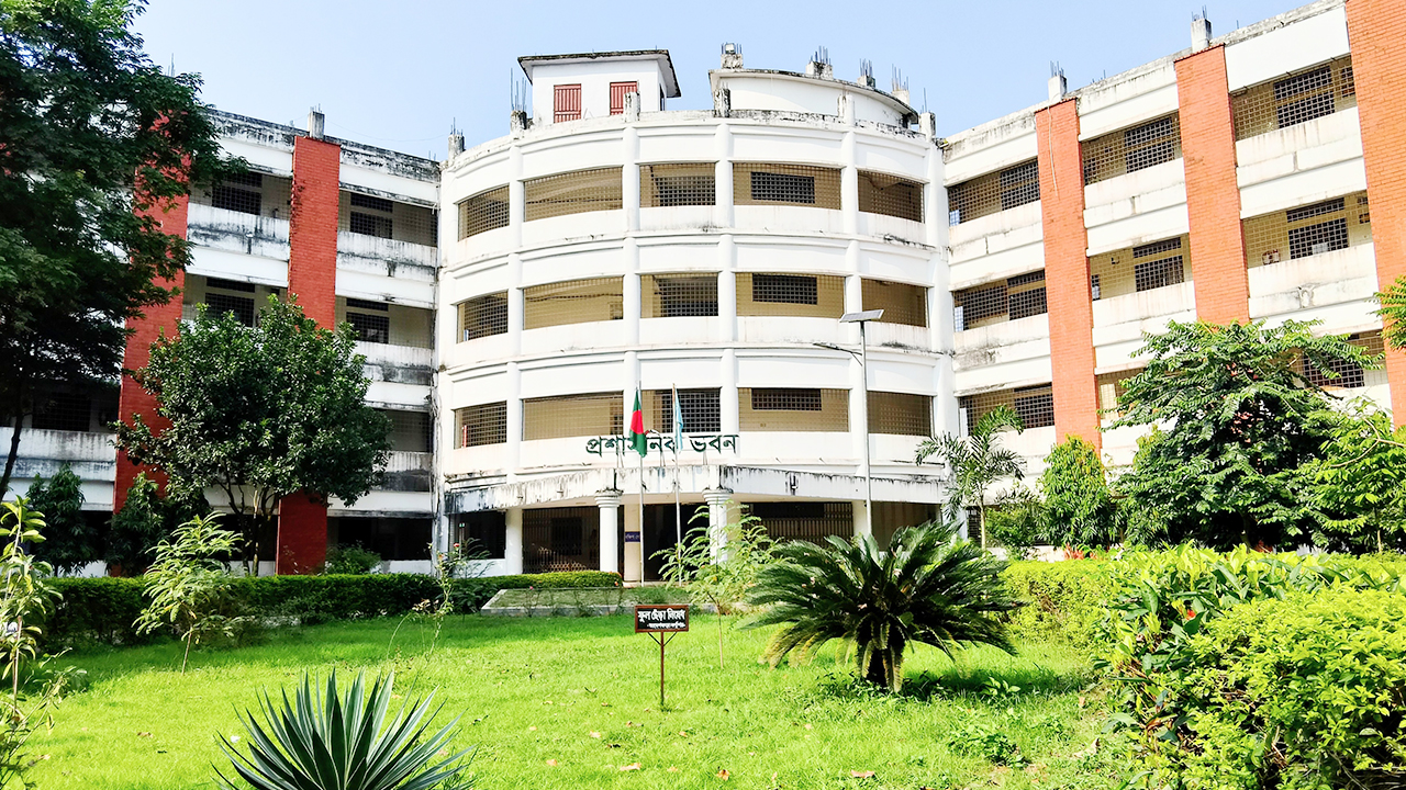 বেরোবিতে র‍্যাগিংয়ের ঘটনায় ৩ শিক্ষার্থী বহিষ্কার