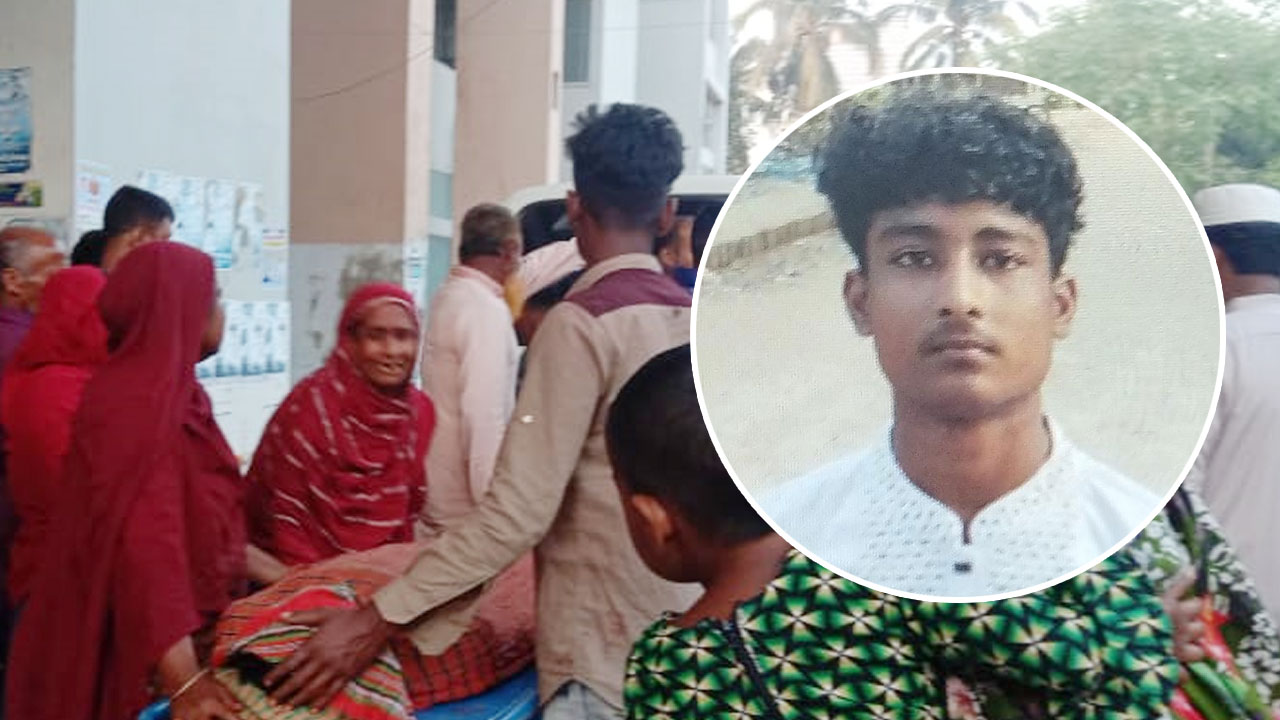 ঘুরতে গিয়ে মোটরসাইকেল নিয়ন্ত্রণ হারিয়ে গাছের সঙ্গে ধাক্কা, নিহত ২