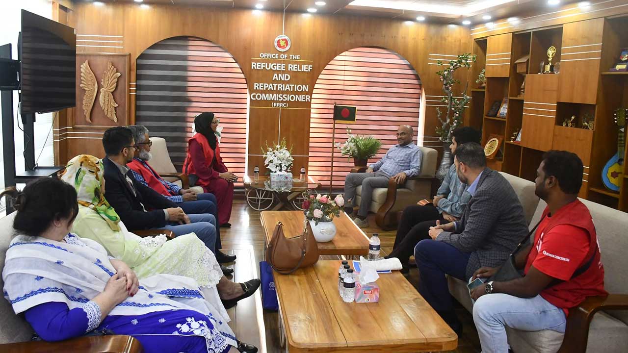 রোহিঙ্গা সংকটে সহযোগিতা অব্যাহত রাখার আশ্বাস কানাডিয়ান প্রতিনিধি দলের