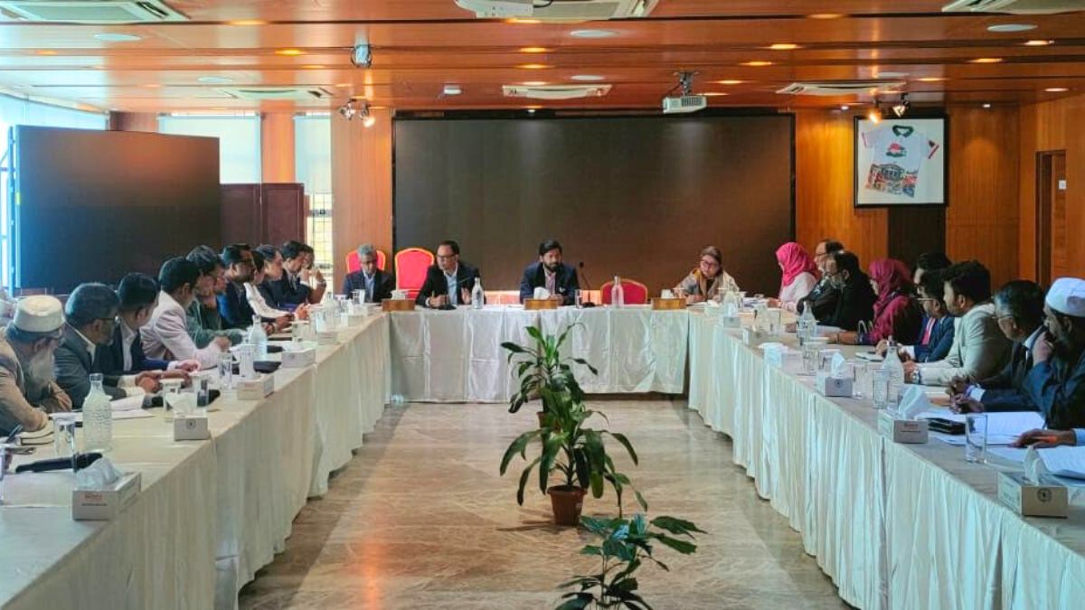 খসড়া আইপিও রুলস নিয়ে তৃতীয় দিনের বৈঠকে বিএসইসি