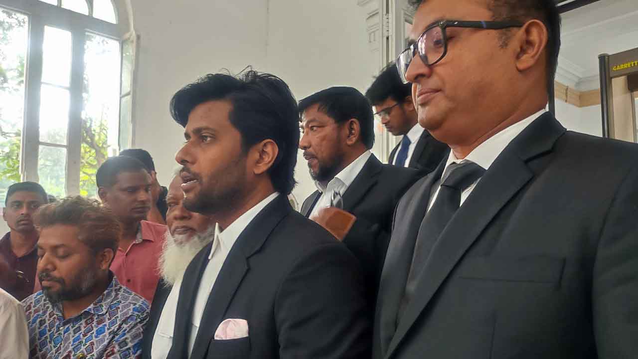 আইনের প্রতি সেনাবাহিনীর সর্বোচ্চ সমর্থন রয়েছে : প্রসিকিউশন