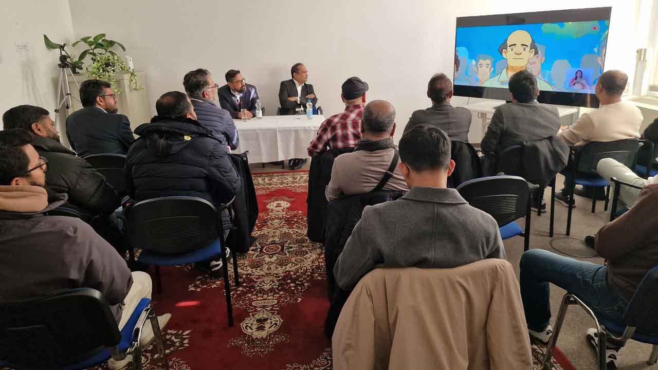 বার্লিনে প্রবাসীদের পোস্টাল ভোটিং নিবন্ধন বিষয়ক সেমিনার অনুষ্ঠিত