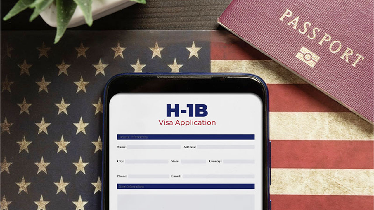 এইচ-১বি ভিসা বাতিলে বিল যুক্তরাষ্ট্রের পার্লামেন্টে