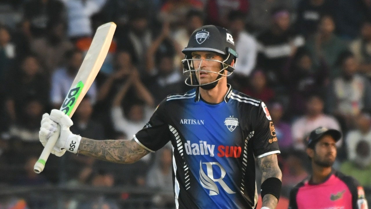 ঢাকা ক্যাপিটালসে টি-টোয়েন্টি বিশ্বকাপ জয়ী ক্রিকেটার