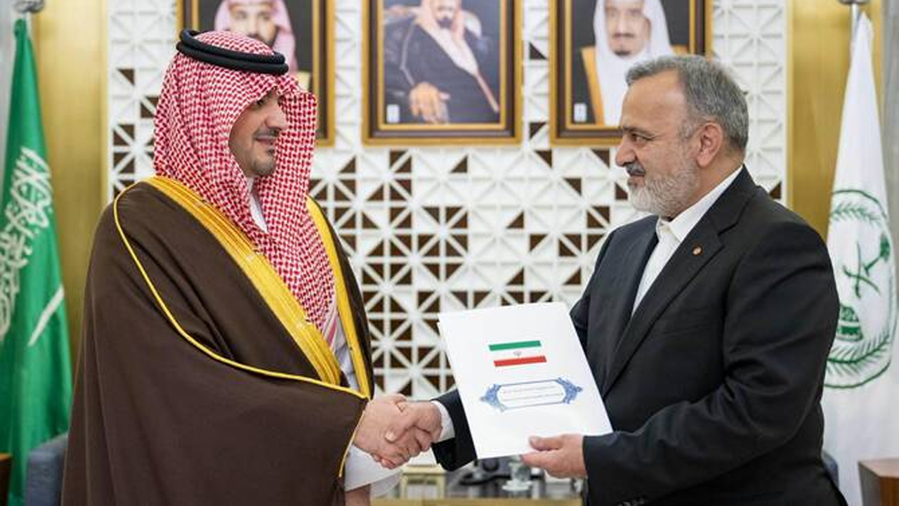 সৌদির ক্রাউন প্রিন্সকে লিখিত চিঠি ইরানের প্রেসিডেন্টের