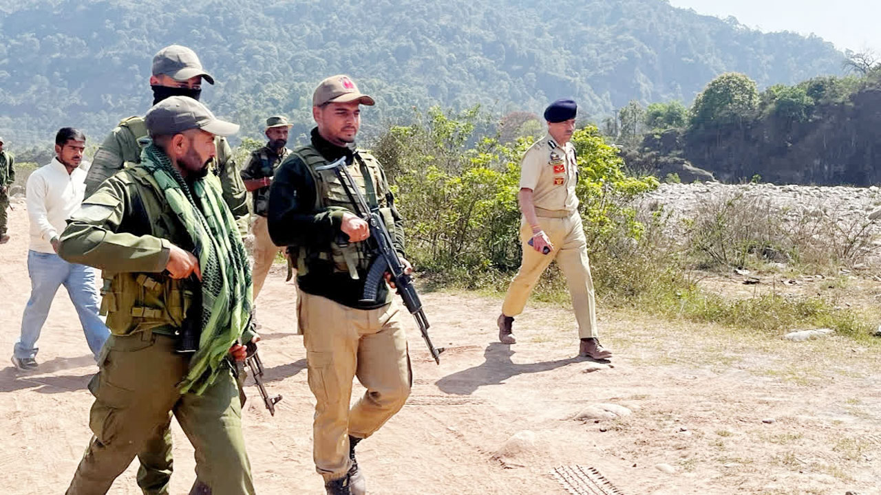 ভারতের হরিয়ানায় দুই দিনে ২ হাজার ৯০০ কেজি আইইডি বিস্ফোরক উদ্ধার