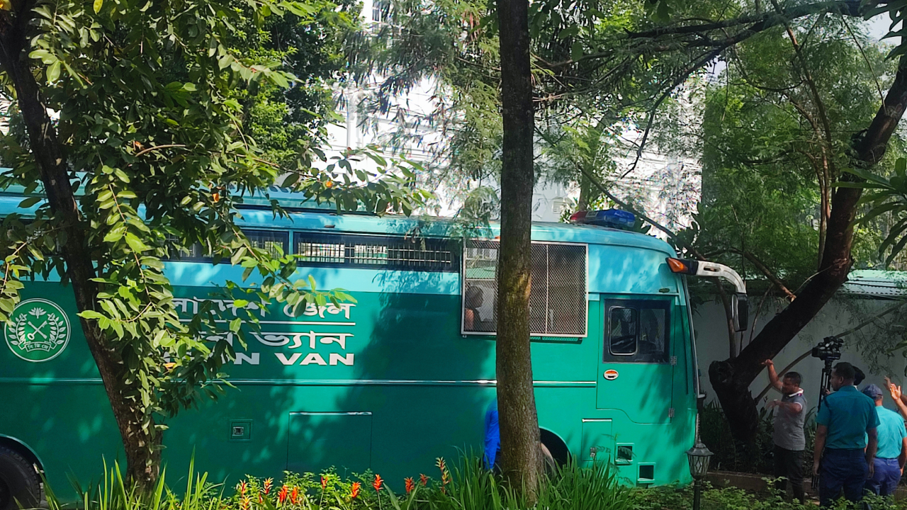 গুমের মামলায় সশরীরে নয়, ভার্চুয়ালি হাজিরা দিতে চান সেনা কর্মকর্তারা