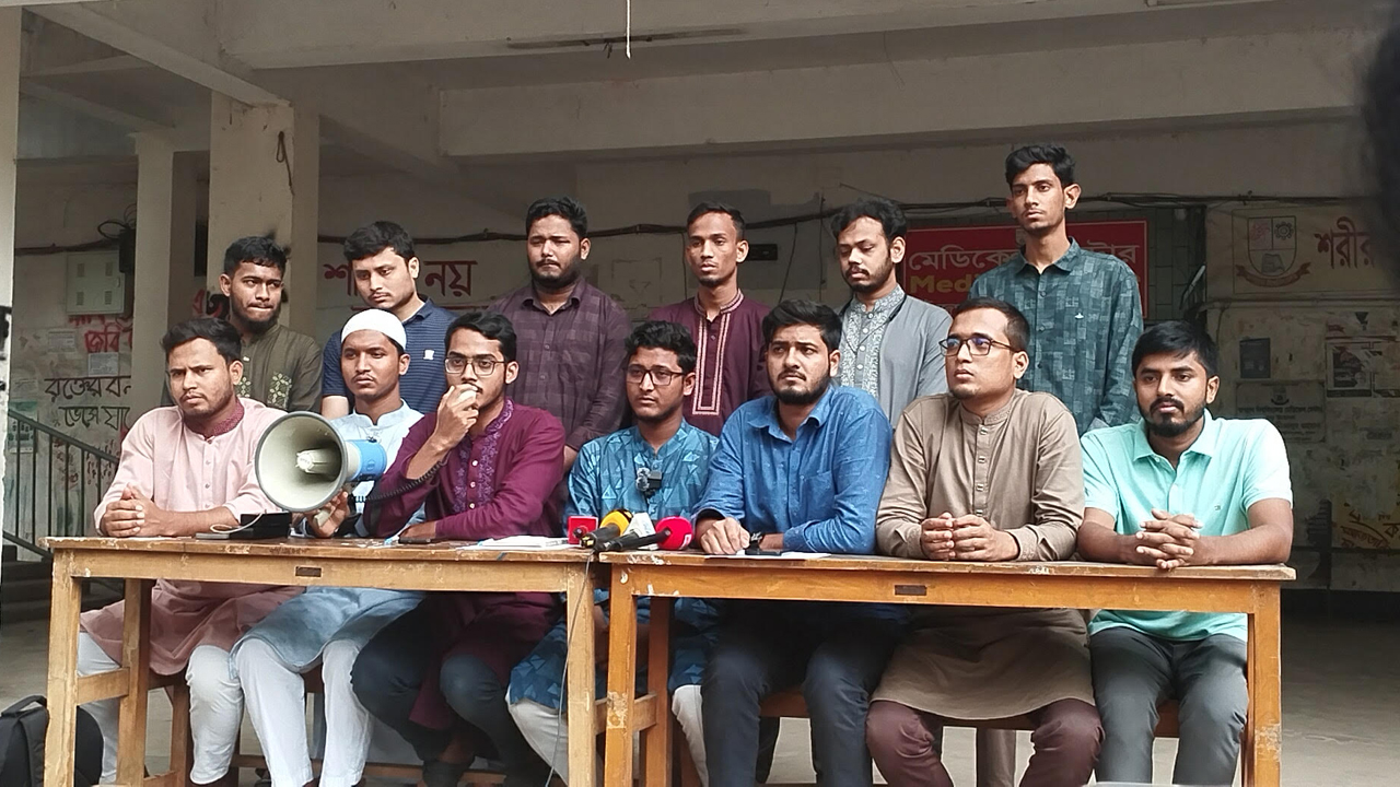 একটি গোষ্ঠীকে সুবিধা দিতে জকসু নির্বাচন পেছাতে চায় কমিশন : জবি শিবির