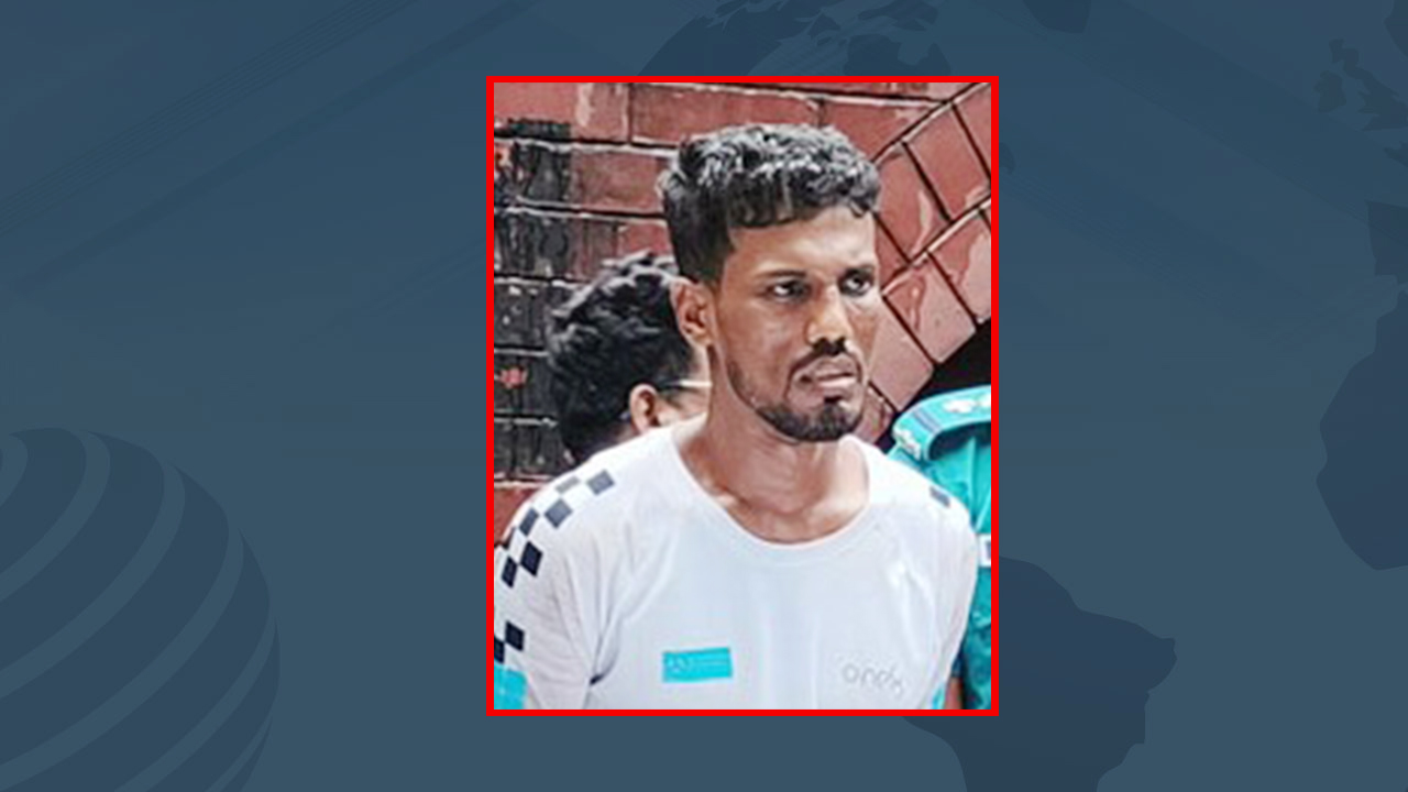 মোহাম্মদপুরে দেশীয় অস্ত্রসহ ‘রক্তচোষা জনি’ গ্রেপ্তার