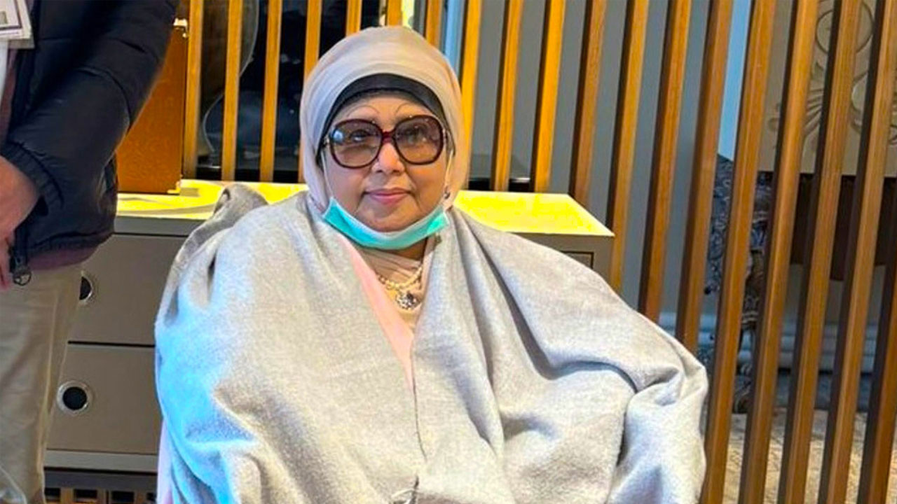 রাতে হাসপাতালে নেওয়া হবে খালেদা জিয়াকে