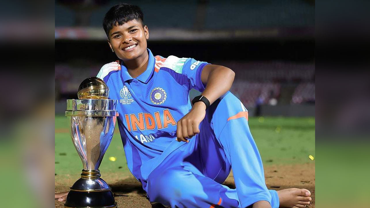 মেয়ের বিশ্বকাপ জয়ে বাবা ফিরে পাচ্ছেন চাকরি