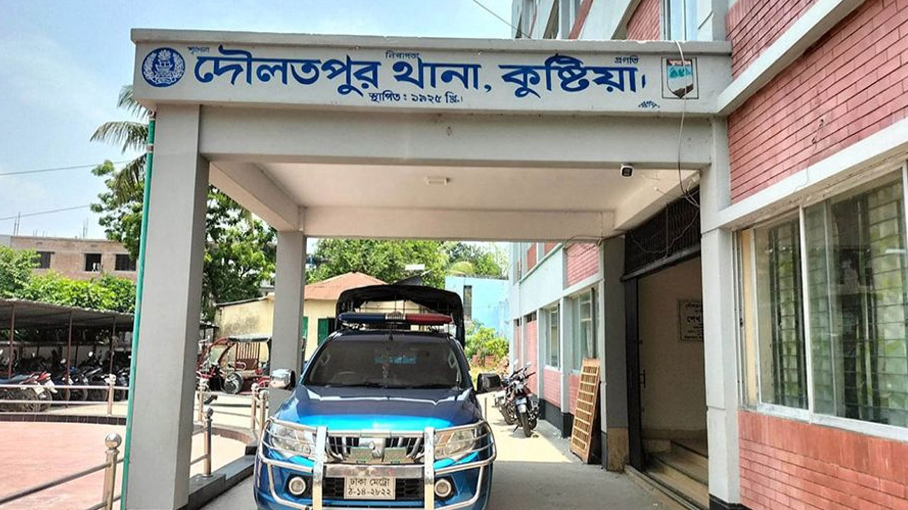 কুষ্টিয়ায় যুবককে কুপিয়ে হত্যা