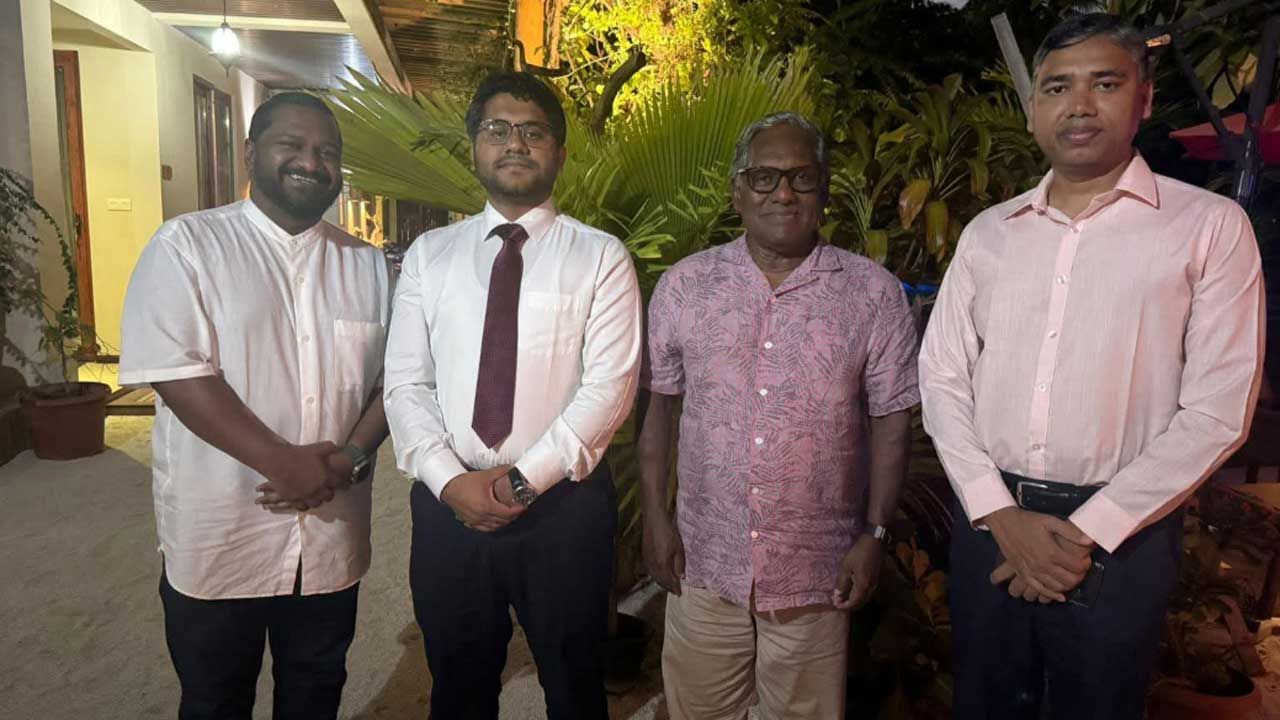 মালদ্বীপের প্রেসিডেন্টের বিশেষ দূতের সঙ্গে হাইকমিশনারের সাক্ষাৎ